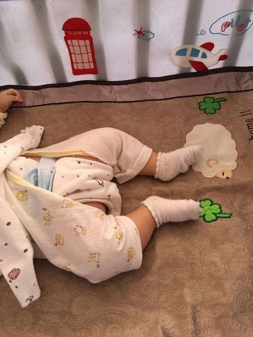 宝宝4个月，下肢支撑有时无力腿软，什么原因？宝宝9个月腿部力量差是什么原因