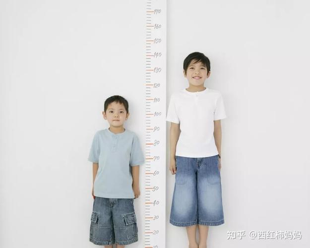 一岁宝宝身高74cm正常吗？会不会太矮了？（1岁宝宝吃什么长个子快）